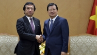 Phó Thủ tướng Trịnh Đình Dũng tiếp Bộ trưởng Nhật Bản Fukui Teru
