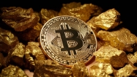 Bitcoin dao động gần mốc 7.400 USD