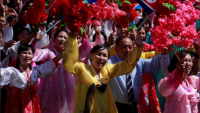 Triều Tiên: Cuộc diễu binh 70 năm Quốc khánh toàn cờ và hoa