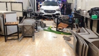 Hà Tĩnh: 6 người phải cấp cứu khi bị xe ô tô mất lái đâm vào quán nhậu