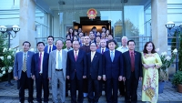 Phó Thủ tướng Trương Hòa Bình thăm Đại sứ quán và gặp gỡ cộng đồng người Việt tại Ba Lan 