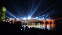 “Vòng tròn ánh sáng” - Lễ hội ánh sáng lớn nhất thế giới tại Nga
