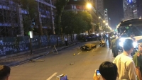 Khởi tố vụ thanh sắt rơi khiến một người tử vong trên đường Lê Văn Lương