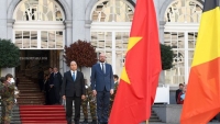 Thủ tướng Vương quốc Bỉ chủ trì lễ đón trọng thể Thủ tướng Nguyễn Xuân Phúc