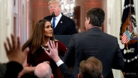 Tổng thống Mỹ đối chọi gay gắt với phóng viên trong cuộc họp báo sau bầu cử