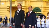 Lễ đón trọng thể Thủ tướng Liên bang Nga D.A. Medvedev