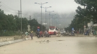 Khánh Hòa: Giao thông tại nhiều tuyến đường bị gián đoạn, chia cắt do mưa lớn
