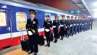 Ga Sài Gòn tăng cường thêm 32 đoàn tàu phục vụ Tết Dương lịch 2019