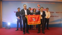 Trao cờ Cụm trưởng thi đua năm 2019 cho HNB Thừa Thiên Huế 