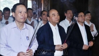 Thủ tướng dâng hương tại Khu di tích lịch sử Quốc gia đặc biệt Lam Kinh