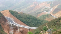 Nghiên cứu tiền khả thi Dự án đường cao tốc Hòa Bình - Mộc Châu theo hình thức đối tác công tư