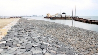 Bình Thuận được hỗ trợ 180 tỷ đồng khắc phục sạt lở bờ biển, bồi lấp cửa sông

