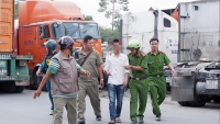 TP. Hồ Chí Minh: Công an phát hiện nhiều tài xế container dùng bằng giả, dương tính với ma túy