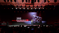 Radeon VII card đồ họa 7 nm đầu tiên của AMD ra mắt