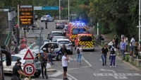 10 người thương vong trong vụ tấn công bằng dao tại Pháp