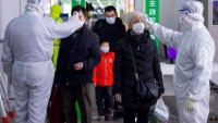 Trung Quốc cách ly 94 khách tới từ Hàn Quốc sau khi 3 người có dấu hiệu sốt