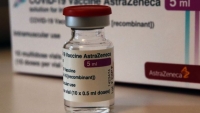 Nghi ngờ việc ngừng tiêm vắc xin COVID-19 của AstraZenaca có yếu tố chính trị