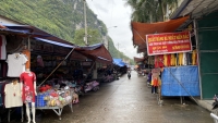Lạng Sơn: Dịch Covid-19 khiến tiểu thương chợ cửa khẩu Tân Thanh 
