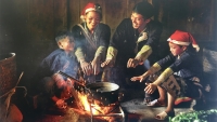 Khai mạc Triển lãm ảnh “Mái ấm gia đình Việt”