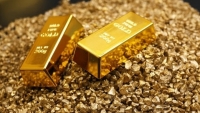 Giá vàng lên mức cao nhất trong hơn 6 năm qua