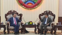 Đại tướng Tô Lâm chào xã giao Thủ tướng Lào Thongloun Sisoulith