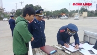 Xe quá khổ quá tải hoành hành tại Hà Nội: Lực lượng TTGT tiếp tục ra quân xử lý vi phạm dịp giáp Tết