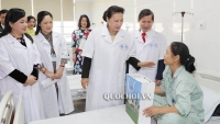 Chủ tịch Quốc hội thăm Bệnh viện Y học cổ truyền Trung ương