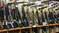 New Zealand cấm bán súng bán tự động, súng trường