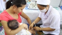 Bộ Y tế yêu cầu cung ứng đủ vắc xin “5 trong 1” và “6 trong 1” cho người dân để phòng bệnh