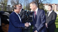 Thủ tướng Cộng hòa Czech chủ trì lễ đón Thủ tướng Nguyễn Xuân Phúc