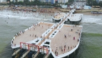 Thanh Hóa: Cầu cảng Hải Tiến hoạt động “chui” vẫn bán vé thu tiền