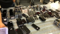 Hải quan Tân Sơn Nhất bắt giữ lô hàng điện thoại “khủng”