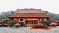 Tiêu cực tại chùa Ba Vàng được đại biểu đưa lên bàn nghị sự chất vấn