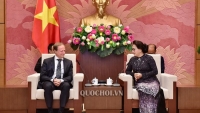 Chủ tịch Quốc hội tiếp Đại sứ Trưởng phái đoàn Liên minh châu Âu tại Việt Nam