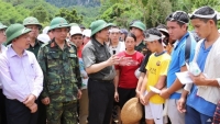 Trưởng Ban Tổ chức Trung ương Phạm Minh Chính kiểm tra công tác khắc phục hậu quả mưa lũ tại Sa Ná.