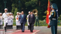 Lễ đón Thủ tướng CHDCND Lào Thongloun Sisoulith thăm chính thức Việt Nam
