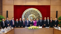 Chủ tịch Quốc hội tiếp các Trưởng cơ quan đại diện Việt Nam ở nước ngoài