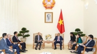 Thủ tướng tiếp các doanh nghiệp nước ngoài đầu tư vào Việt Nam
