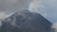 4 núi lửa tại Indonesia phun trào giữa lúc dịch Covid-19 bùng phát