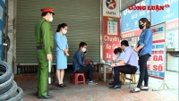 Hà Nội: Xử phạt nhiều hàng quán mở cửa bất chấp lệnh cách ly xã hội