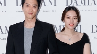 Lee Dong Gun ly hôn Jo Yoon Hee