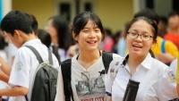 Kết thúc kỳ thi tuyển sinh vào lớp 10 Công lập tại Hà Nội: Thí sinh rạng rỡ, phụ huynh thở phào