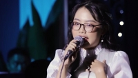 Phương Mỹ Chi hát 'Người tình mùa đông' bằng 5 thứ tiếng
