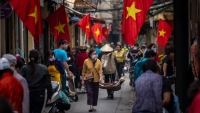 Báo chí quốc tế ca ngợi nền kinh tế Việt Nam vượt qua cơn bão COVID-19 bằng chính sách đúng đắn