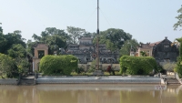 Ngôi đền bằng đá thuộc hàng đẹp nhất Việt Nam