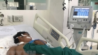 Kom Tum: 4 người nhập viện nghi do ngộ độc thực phẩm