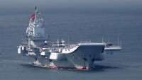 Tàu sân bay Trung Quốc và 5 tàu chiến đi qua Okinawa ra Thái Bình Dương