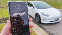 Chức năng Phone Key khiến xe Tesla bị trộm một cách dễ dàng