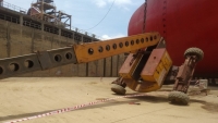 Quảng Ngãi: 2 người tử vong do xe nâng nhà máy đóng tàu gặp sự cố