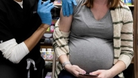 Hai người phụ nữ ở Hong Kong bị sẩy thai sau khi tiêm vắc xin Covid-19